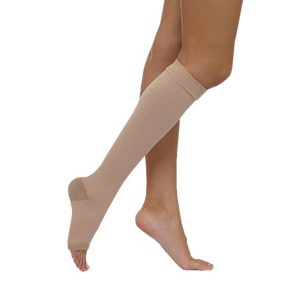 Чулок компрессионный кругловязальный до колена компрессия 2 ЧККВ"ЦК"