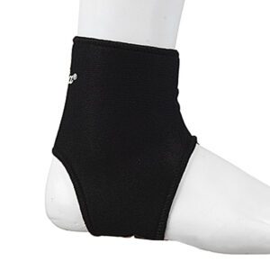 Фиксатор голеностопа неопреновый  Fosta F2222 черный