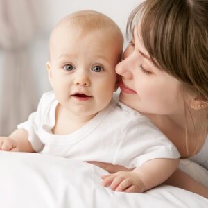 Маме и малышу