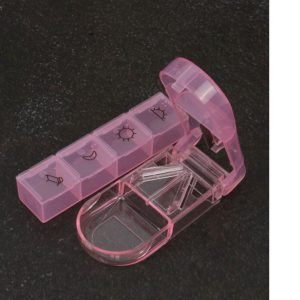 Таблетница с таблеторезкой 4690112