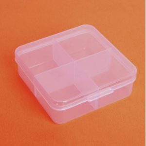 Таблетница 4 секции 4690107