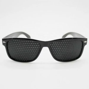 Очки-тренажёры перфорационные в футляре Marcello