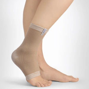 Бандаж на голеностопный сустав PK F01
